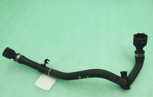 BMW 1 F20 F21 Engine coolant pipe/hose 8507333 8377671