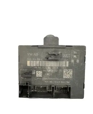 Audi A3 S3 8V Door control unit/module 5Q0959595E