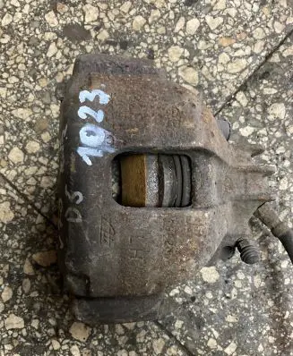 Volvo V70 Front brake caliper