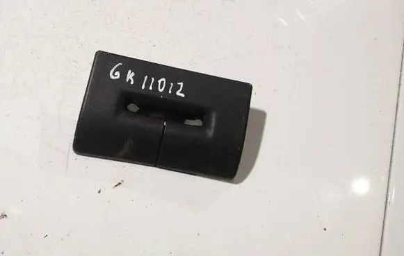 Opel Vectra C Rear seat side bottom trim 03314277