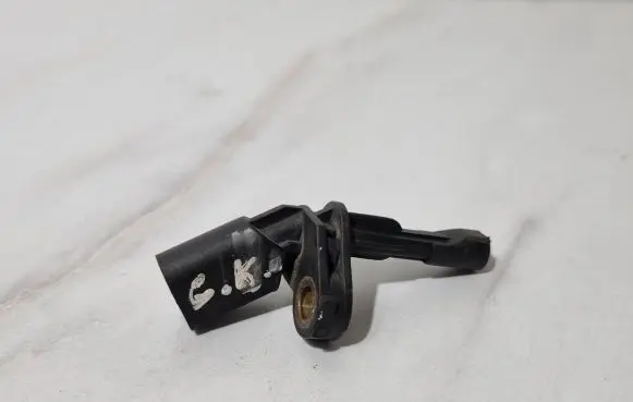 Audi A3 S3 8P ABS rear brake sensor 0986594506 1K0927807