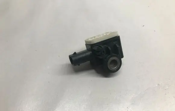 Dodge RAM 1500 DS Airbag deployment crash/impact sensor 56054085AA 56054085