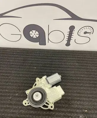 BMW X5 G05 Rear door window regulator motor 9450072