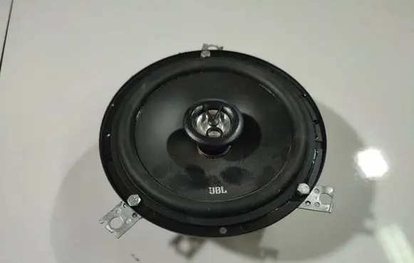 Subaru Legacy Front door speaker LF0006HL01022B LF0006-HL01022B