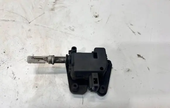 Audi A4 S4 B6 8E 8H Fuel cap release pull handle 