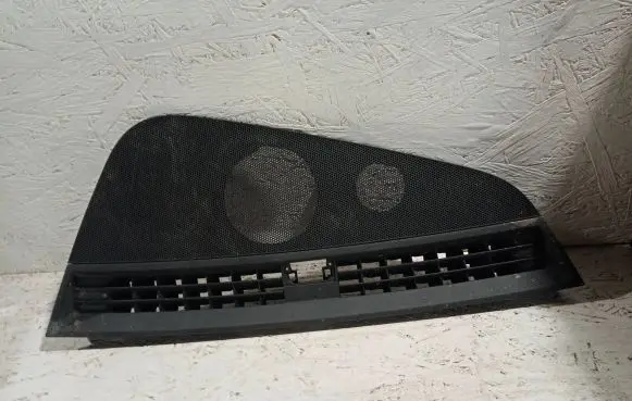 Mercedes-Benz CLS C218 X218 Subwoofer grill/trim A068826