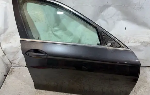 BMW 5 F10 F11 Front door 