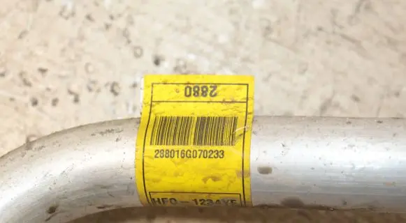 Opel Mokka X Air conditioning (A/C) pipe/hose 95422880