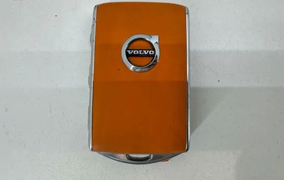 Volvo XC40 Ignition key/card 