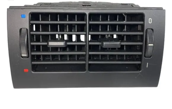 BMW 5 E39 Rear air vent grill 8376150