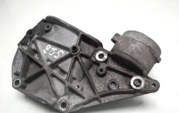 Generator/alternator bracket