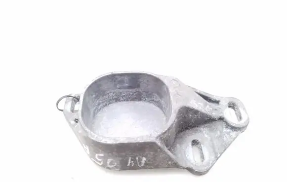 Audi A4 S4 B6 8E 8H Engine mounting bracket 8E0199335J