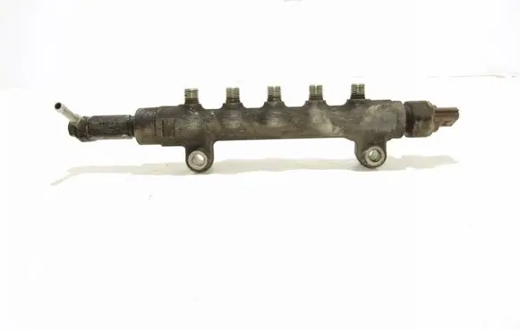 Subaru Forester SH Fuel main line pipe