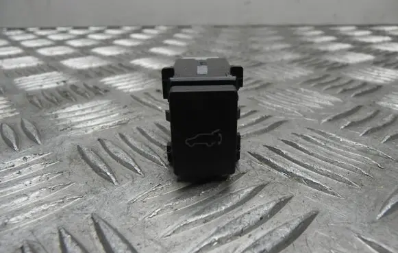 Subaru Outback (BS) Tailgate opening switch 19810MD T9340