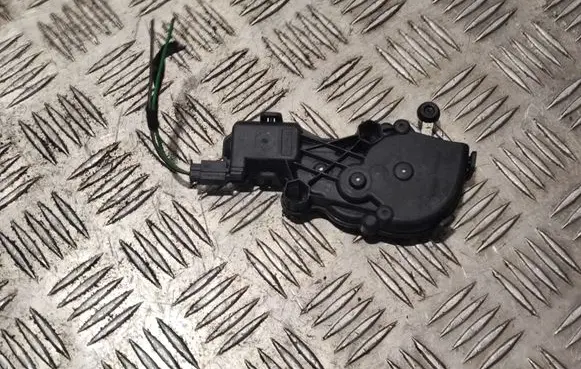 Mercedes-Benz GL X166 Vent window/glass motor A1666700104