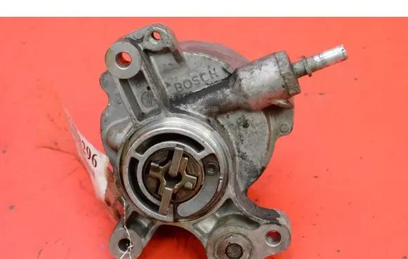 Peugeot 407 Vacuum pump D1651C1