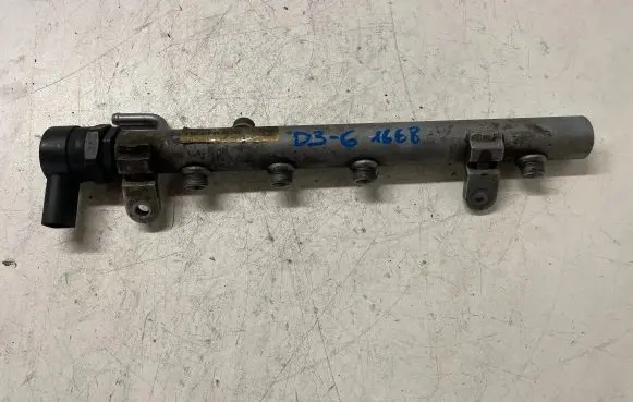 Mercedes-Benz ML W164 Fuel main line pipe A6420700495 A6110780449