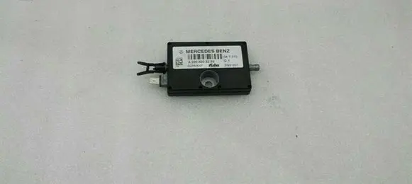 Mercedes-Benz SL R230 Aerial antenna amplifier A2308203289