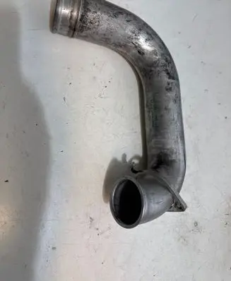 BMW 5 E60 E61 Intercooler hose/pipe 7789052
