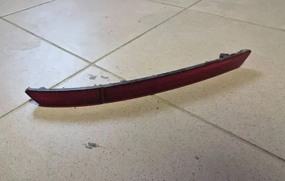 Volkswagen Tiguan Rear tail light reflector 5na945106a