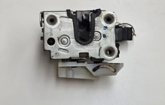 Dacia Dokker Front door lock 805030711R