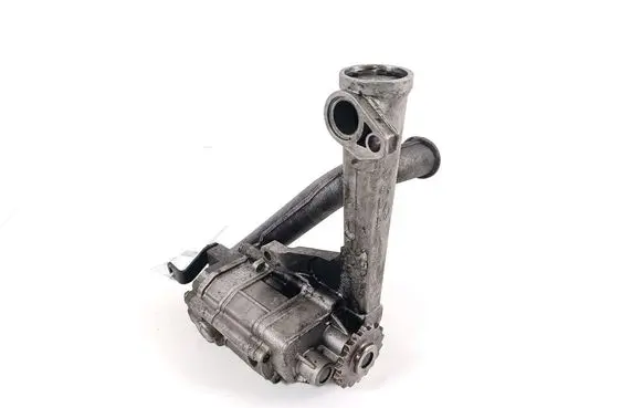 Mercedes-Benz G W461 W463 1st Gen Oil pump A6281810040