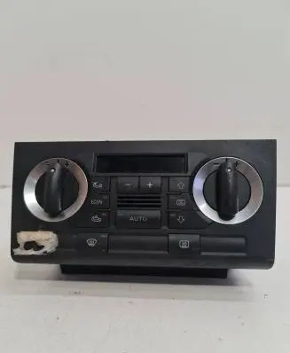 Audi A3 S3 8P Climate control unit 8P0820043M 412206018039
