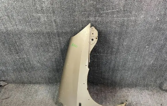 Suzuki Liana Fender