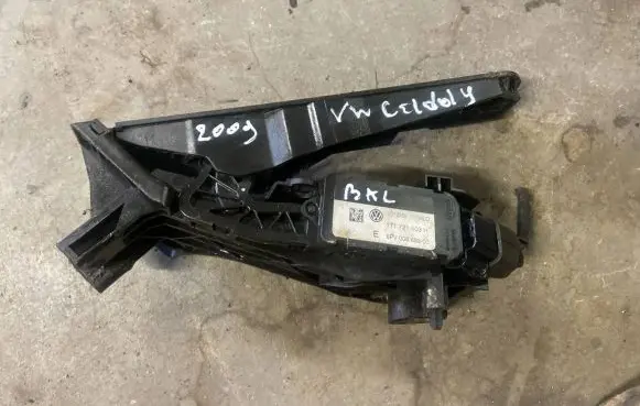 Volkswagen Caddy Accelerator throttle pedal 1T1721503H 6PV00868900 1012705