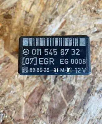 Mercedes-Benz E W124 Other relay 0115458732 1071EGR