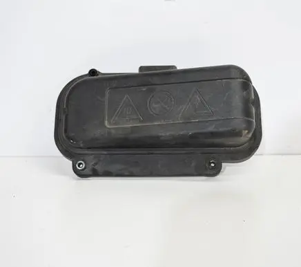 BMW 5 F10 F11 Other engine bay part 7555189
