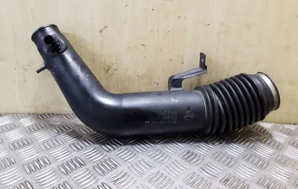 Opel Frontera B Turbo air intake inlet pipe/hose 897142010