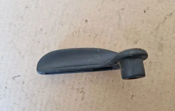 Volkswagen PASSAT B3 Seat adjustment knob 1H0881253