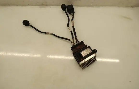 Audi A6 S6 C7 4G Coolant fan relay 8K0959501G