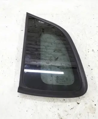 Hyundai Tucson JM Rear side window 878102E000
