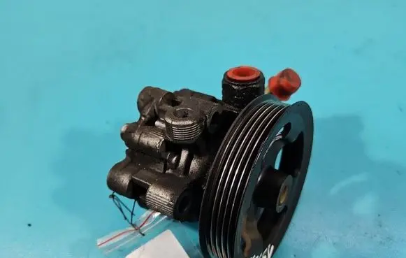 Toyota Corolla Verso E121 Power steering pump IMPRK1592950