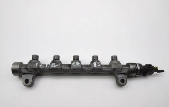 Hyundai ix35 Fuel main line pipe 20128A630759 0445214181