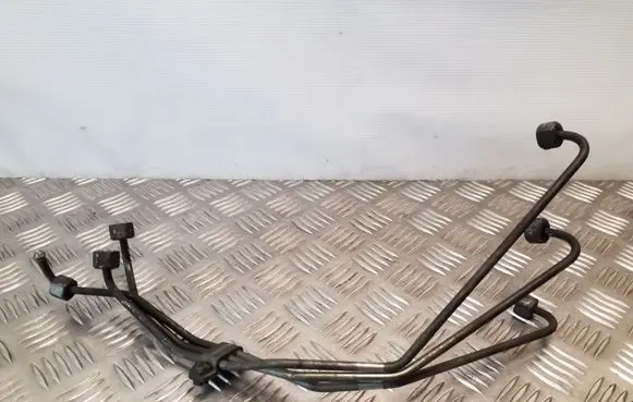 Fuel injector supply line/pipe
