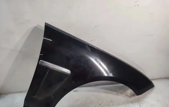 Jaguar XF X250 Fender
