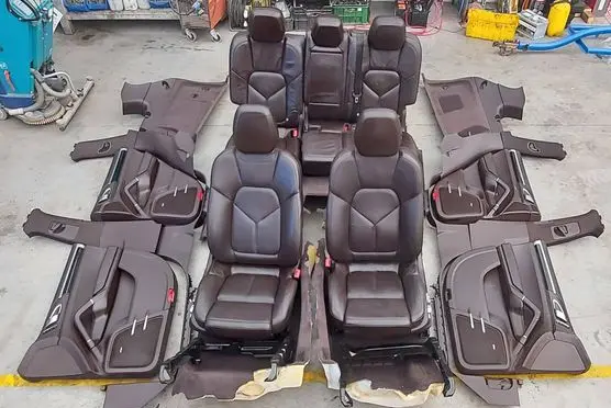 Porsche Cayenne (92A) Seat and door cards trim set 