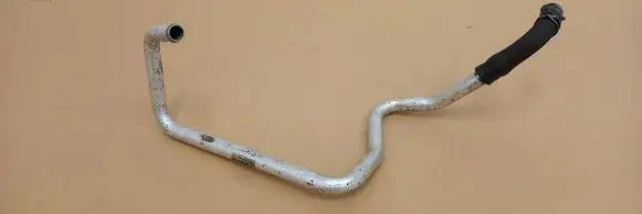 Porsche Boxster 987 Engine coolant pipe/hose 98710666401
