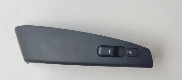 Hyundai ix35 Electric window control switch 3835211310 935802s3109p