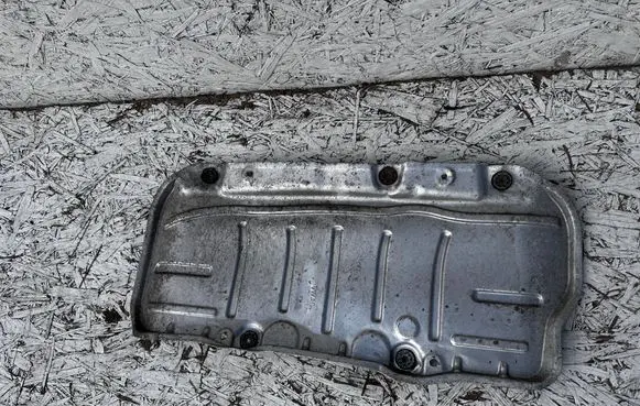 Audi Q2 - Heat shield in engine bay 5Q0825701E