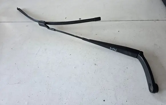 MG MG4 ev Windshield/front glass wiper blade 10975026