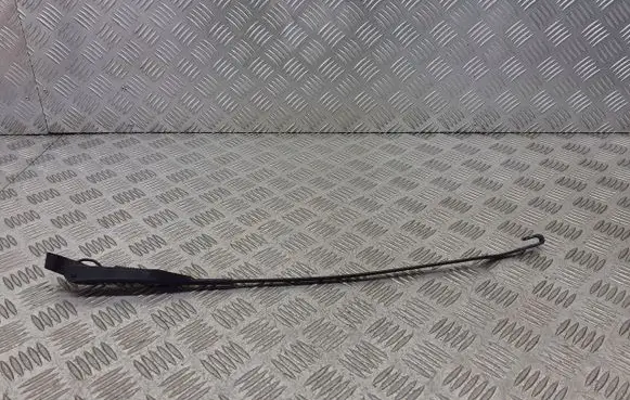 Opel Tigra B Front wiper blade arm 09114667RH