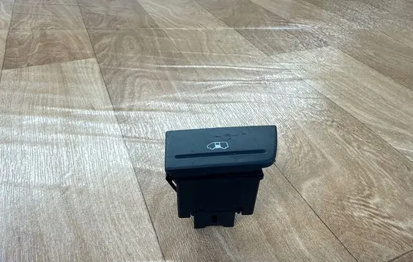 Volkswagen Multivan T5 Electric sliding door switch 7H5927225B 35306