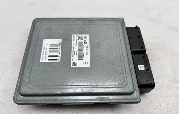 Audi Q7 4M Engine control unit/module 06E907425