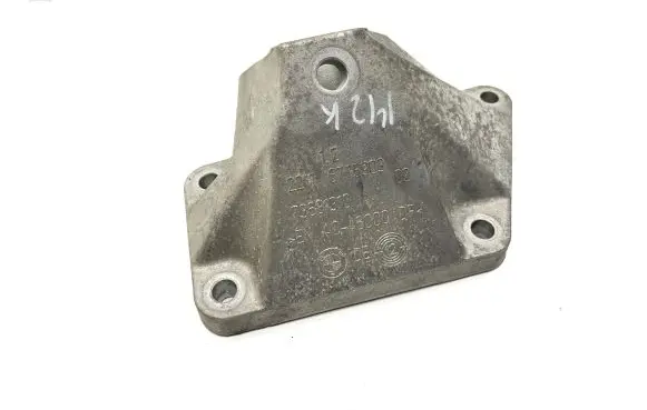 BMW 5 F10 F11 Engine mounting bracket 6775903 22116775903