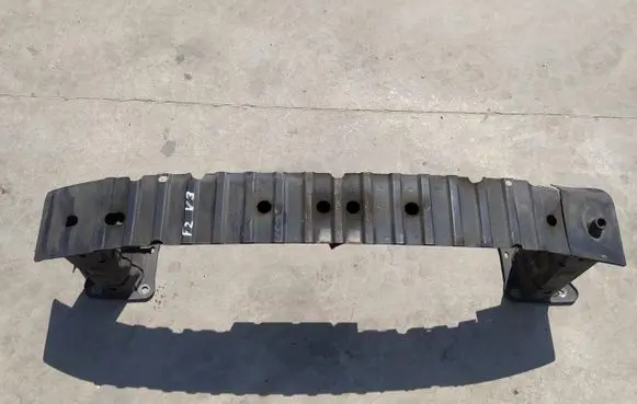 Ford Focus Front bumper support beam 