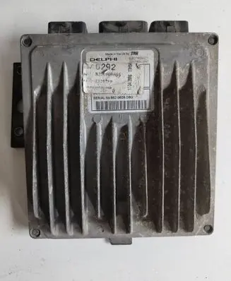 Renault Kangoo II Engine control unit/module 8200909666